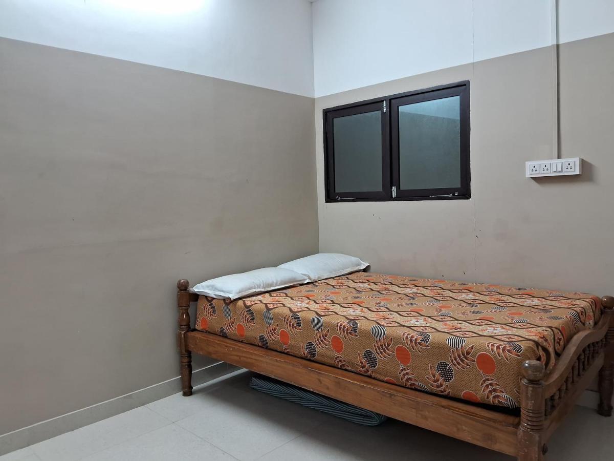 Vellakinar Residency Alleppey Alappuzha